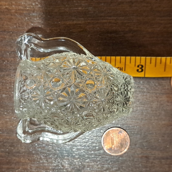 Daisy and Button Toothpick Holder - Picture 5 of 9